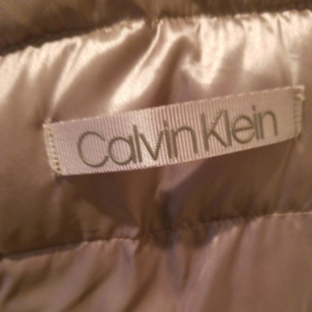 Metallic purple puffer sleeves jacket